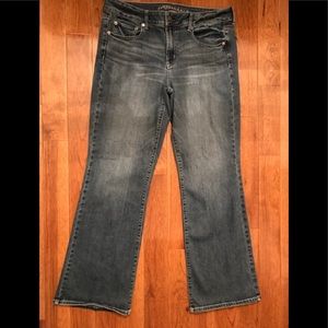 American Eagle women’s Favorite Boyfriend Jeans